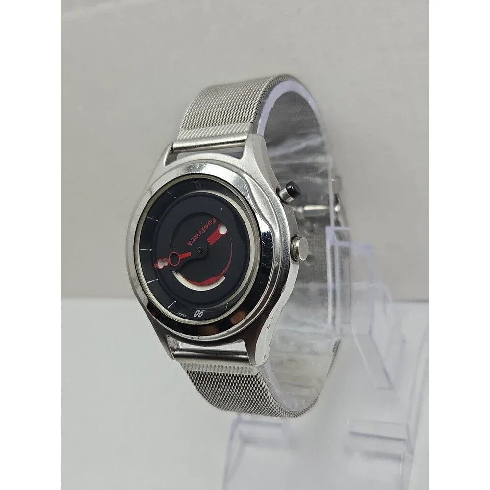 Fastrack Titan Quartz Watch Retro Futuristic Silver Mesh 50M Sport New Battery